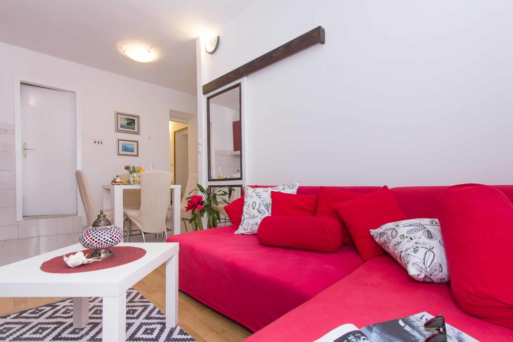 Red Valentino Apartment Split Exteriér fotografie